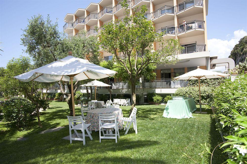 Hotel Serapo Γκαέτα Εξωτερικό φωτογραφία